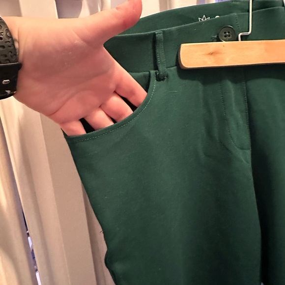 Betabrand green stretch pants.  New no tags ( they don’t come w/ tags) - Picture 3 of 7